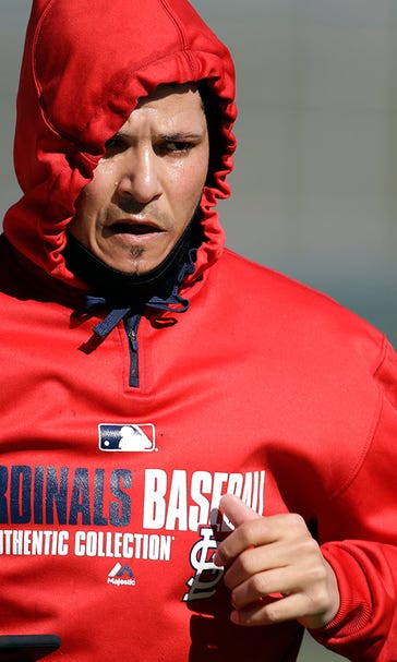 Matheny: Molina catching a bullpen session is 'not far away'